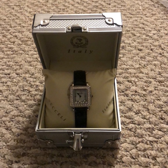 Accessories - Vecceli Women’s Watch